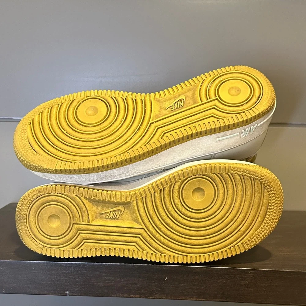 Women's Air Force One's 6‎ inch White and Metallic Gold Size 7.5